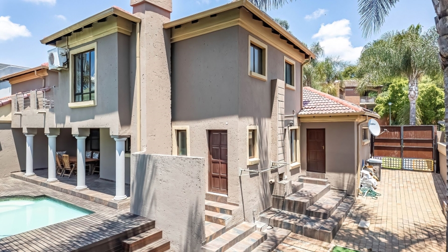 4 Bedroom Property for Sale in Irene View Estate Gauteng