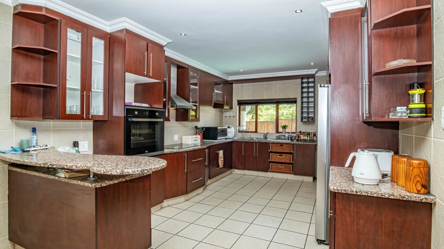 4 Bedroom Property for Sale in Irene View Estate Gauteng