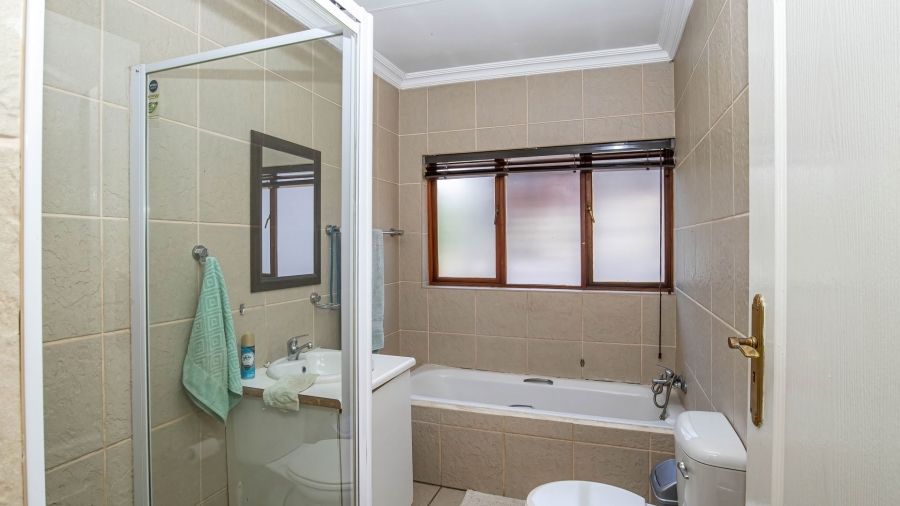 4 Bedroom Property for Sale in Irene View Estate Gauteng