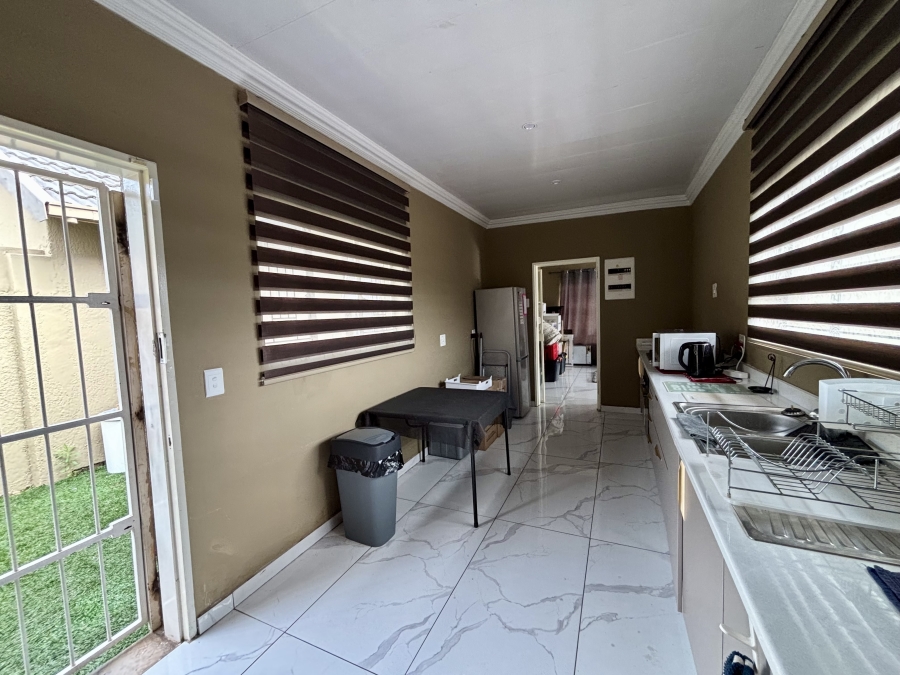 To Let 3 Bedroom Property for Rent in Randpark Ridge Gauteng