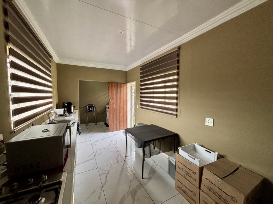 To Let 3 Bedroom Property for Rent in Randpark Ridge Gauteng
