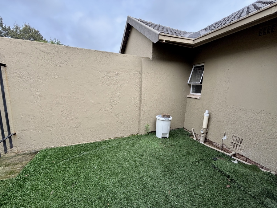 To Let 3 Bedroom Property for Rent in Randpark Ridge Gauteng