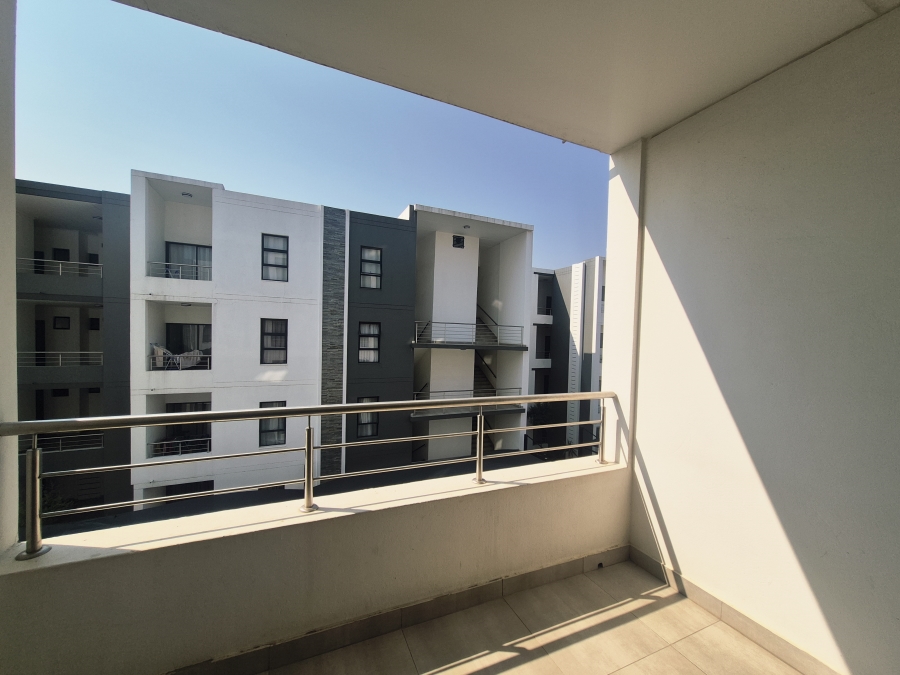 1 Bedroom Property for Sale in Erand Gardens Gauteng