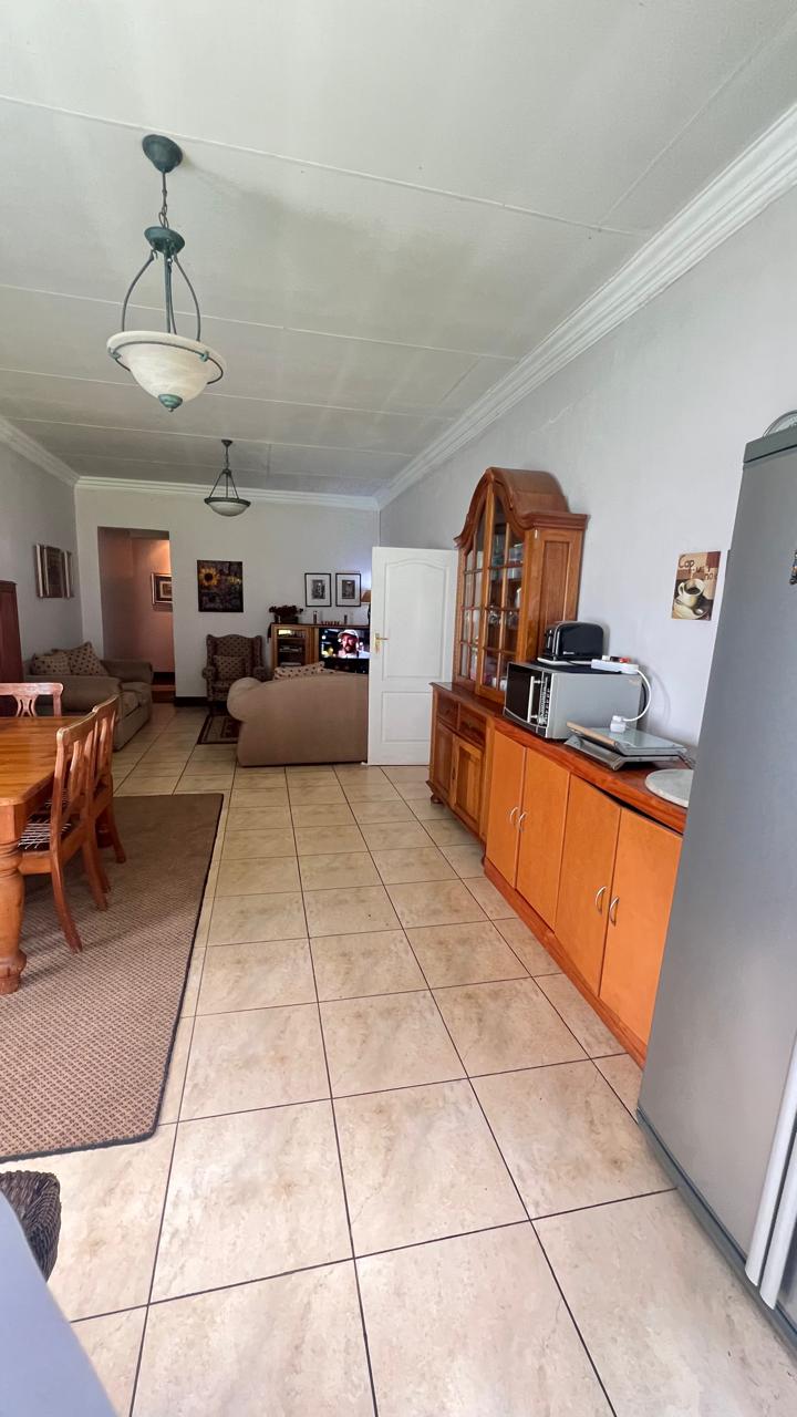 8 Bedroom Property for Sale in Lynnwood Glen Gauteng