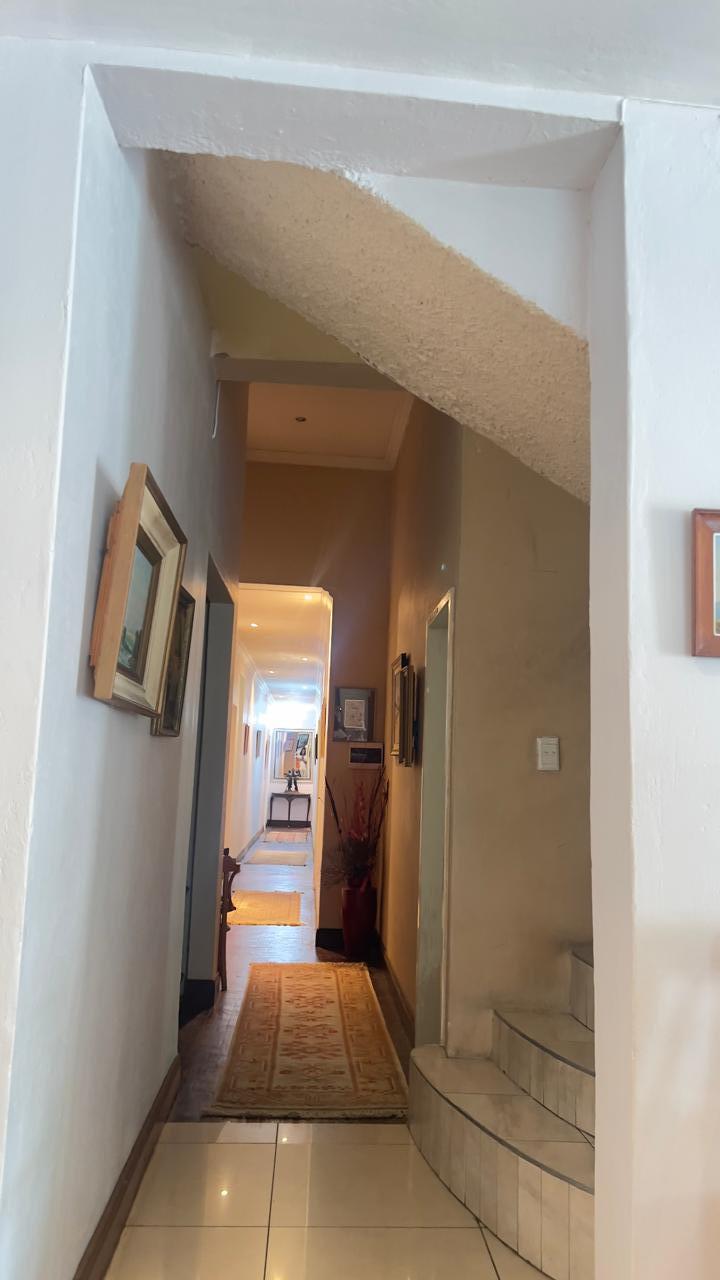 8 Bedroom Property for Sale in Lynnwood Glen Gauteng