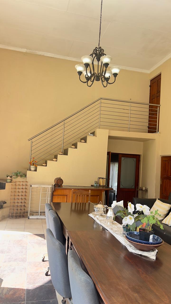 8 Bedroom Property for Sale in Lynnwood Glen Gauteng