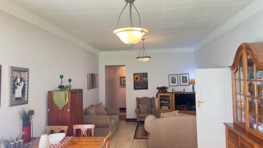 8 Bedroom Property for Sale in Lynnwood Glen Gauteng