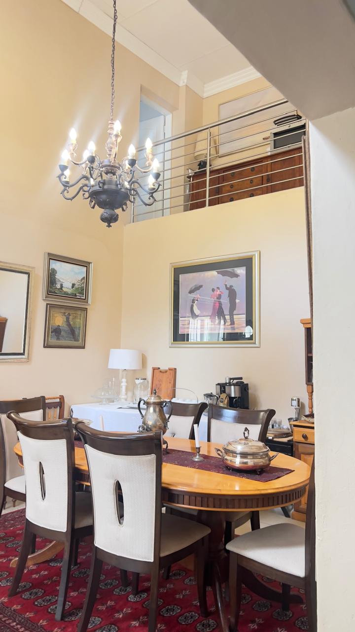 8 Bedroom Property for Sale in Lynnwood Glen Gauteng