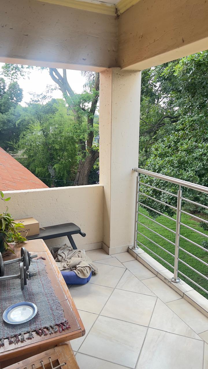 8 Bedroom Property for Sale in Lynnwood Glen Gauteng