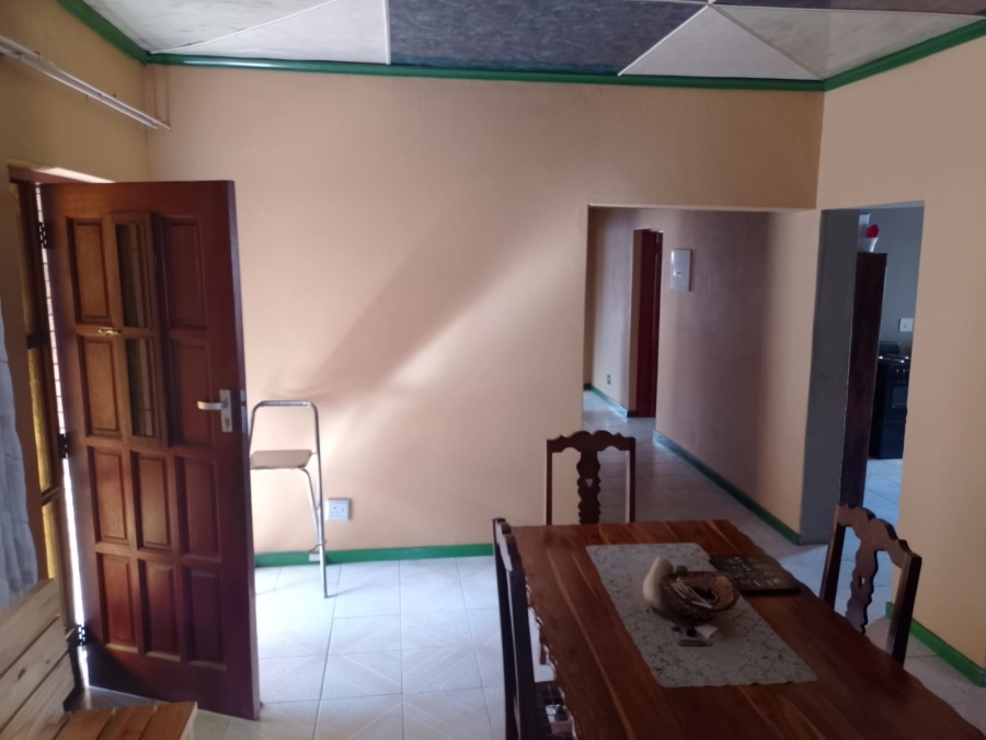 4 Bedroom Property for Sale in Mamelodi East Gauteng