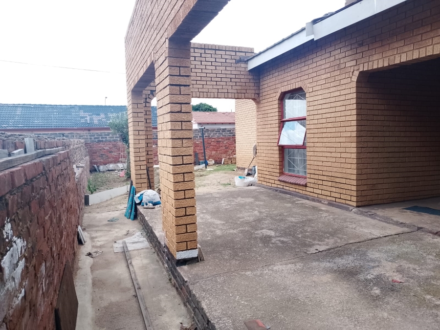 4 Bedroom Property for Sale in Mamelodi East Gauteng
