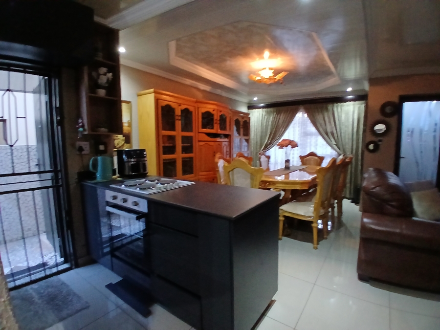 3 Bedroom Property for Sale in Danville Gauteng