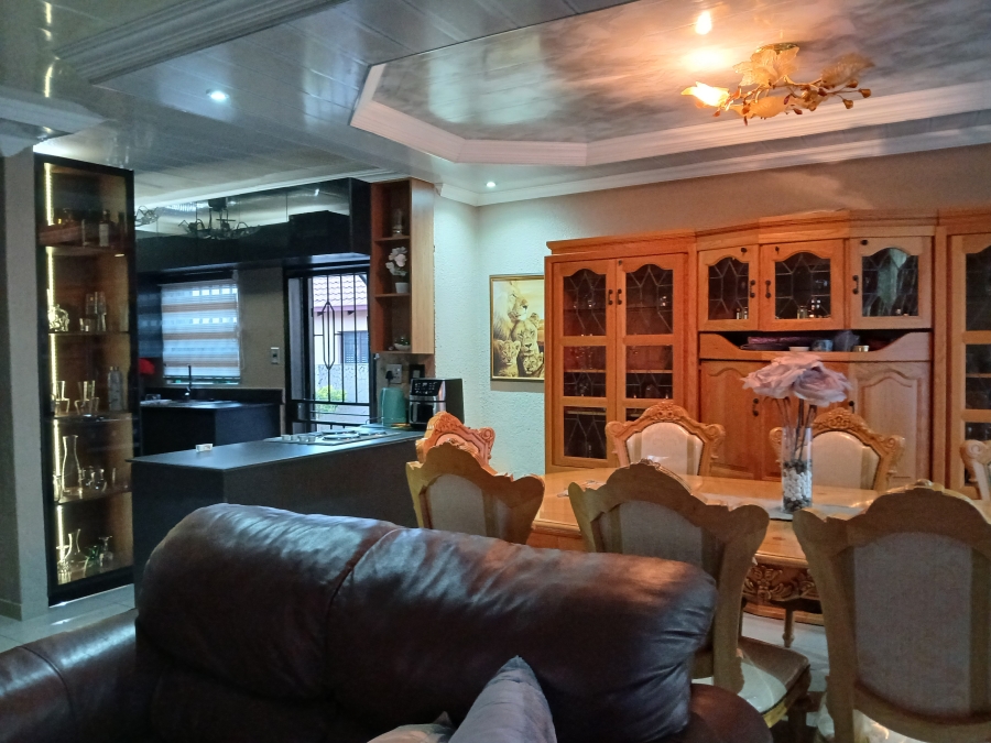 3 Bedroom Property for Sale in Danville Gauteng