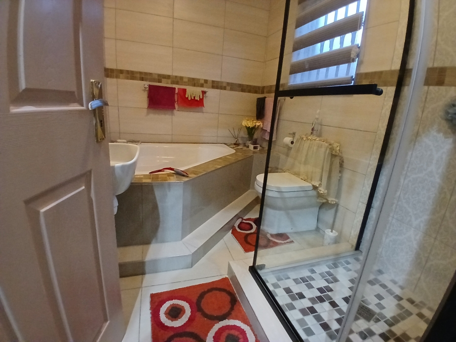 3 Bedroom Property for Sale in Danville Gauteng