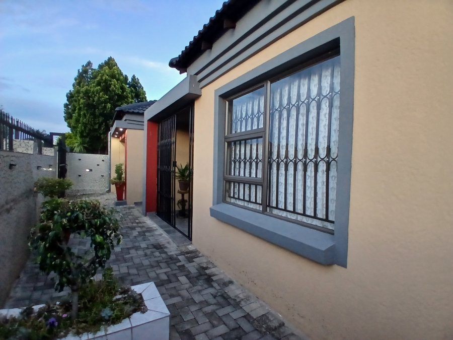 3 Bedroom Property for Sale in Danville Gauteng