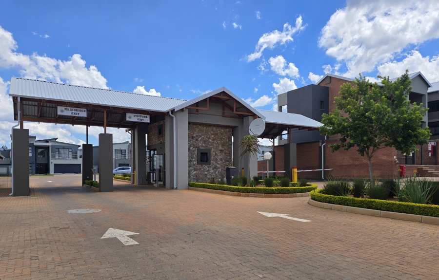 3 Bedroom Property for Sale in Kameeldrift East Gauteng