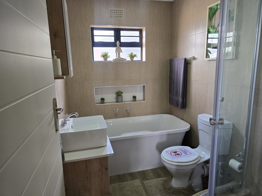 3 Bedroom Property for Sale in Kameeldrift East Gauteng