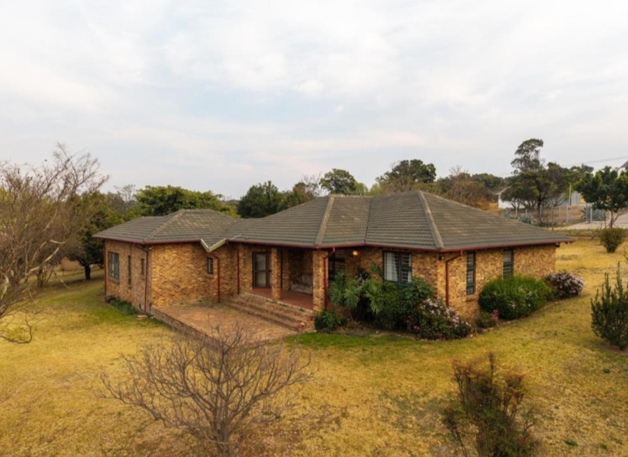 11 Bedroom Property for Sale in Carlswald Gauteng