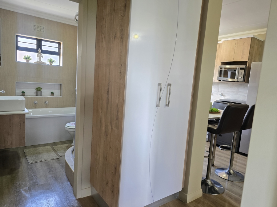 3 Bedroom Property for Sale in Kameeldrift East Gauteng