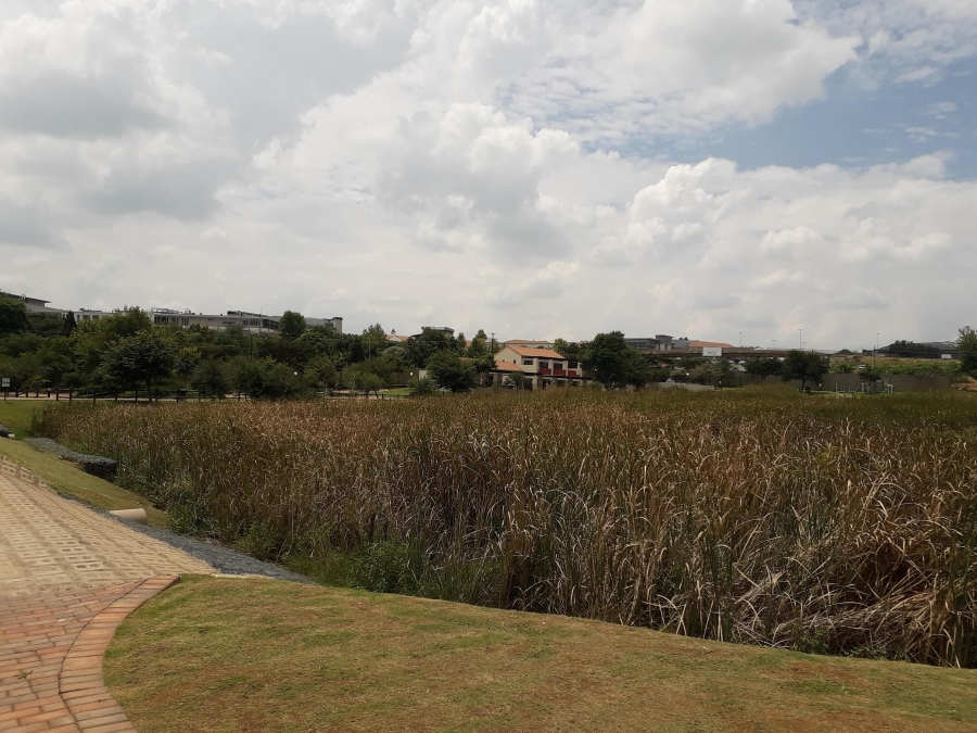 1 Bedroom Property for Sale in Fourways Gauteng