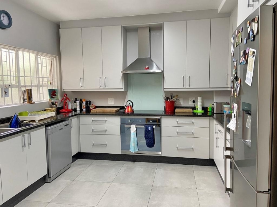 To Let 3 Bedroom Property for Rent in Victory Park Gauteng