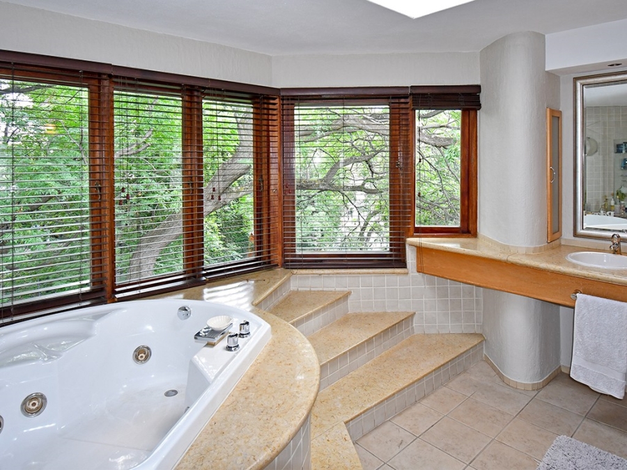 4 Bedroom Property for Sale in Morningside Gauteng