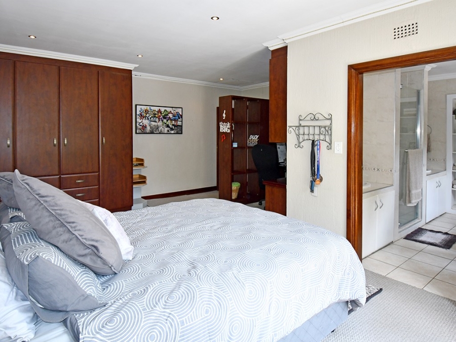 4 Bedroom Property for Sale in Morningside Gauteng