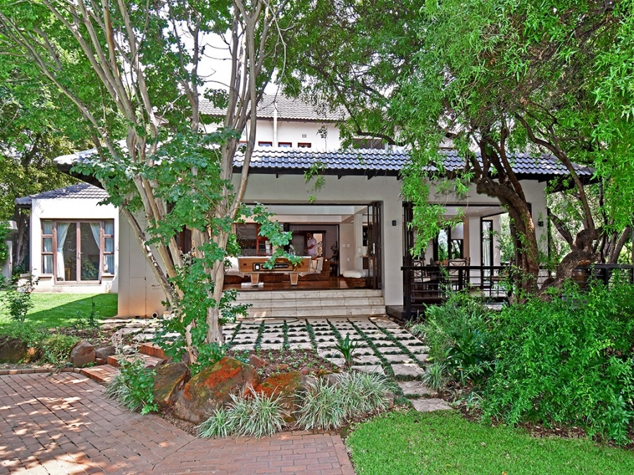 4 Bedroom Property for Sale in Morningside Gauteng