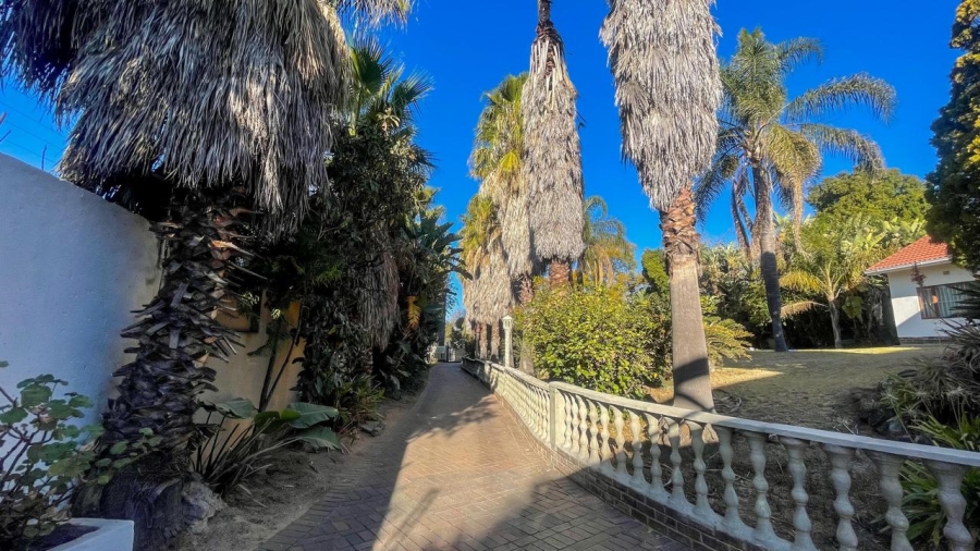 5 Bedroom Property for Sale in Bramley Gauteng