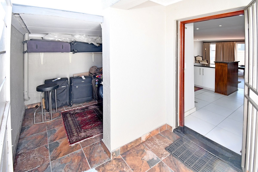 3 Bedroom Property for Sale in Edenburg Gauteng