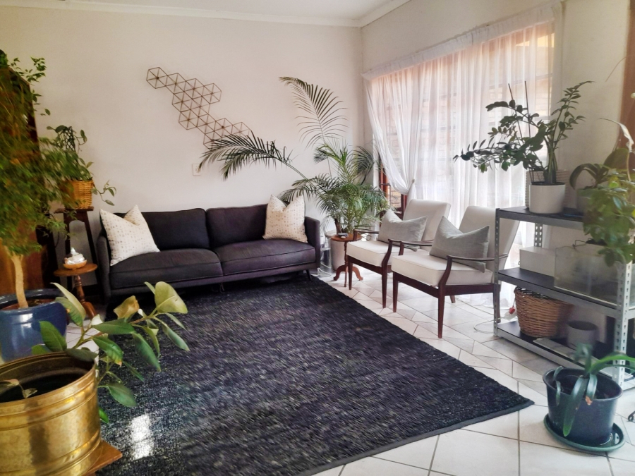 1 Bedroom Property for Sale in Bryanston Gauteng