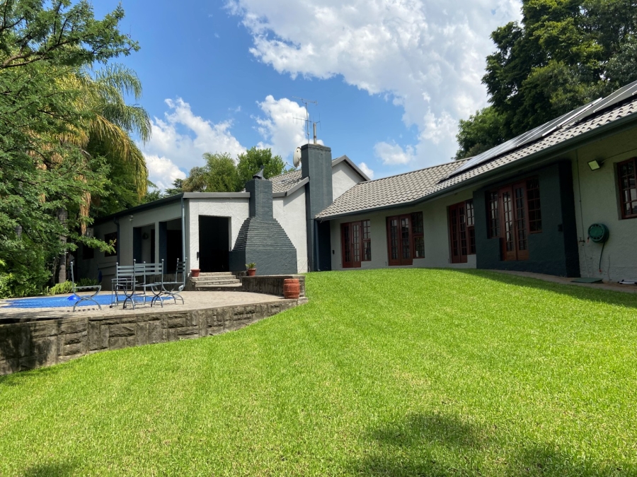 To Let 4 Bedroom Property for Rent in Northcliff Gauteng