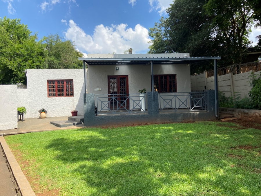 To Let 4 Bedroom Property for Rent in Northcliff Gauteng