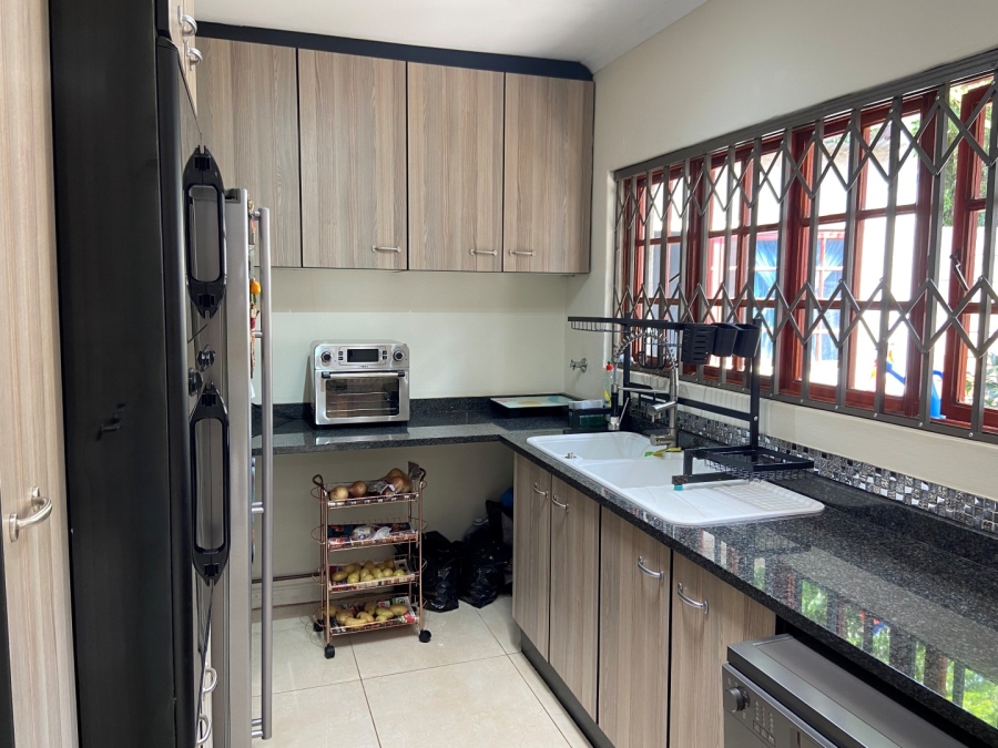 To Let 4 Bedroom Property for Rent in Northcliff Gauteng