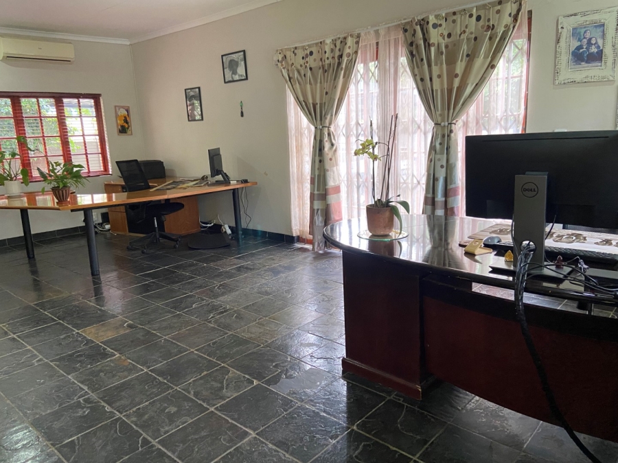 To Let 4 Bedroom Property for Rent in Northcliff Gauteng