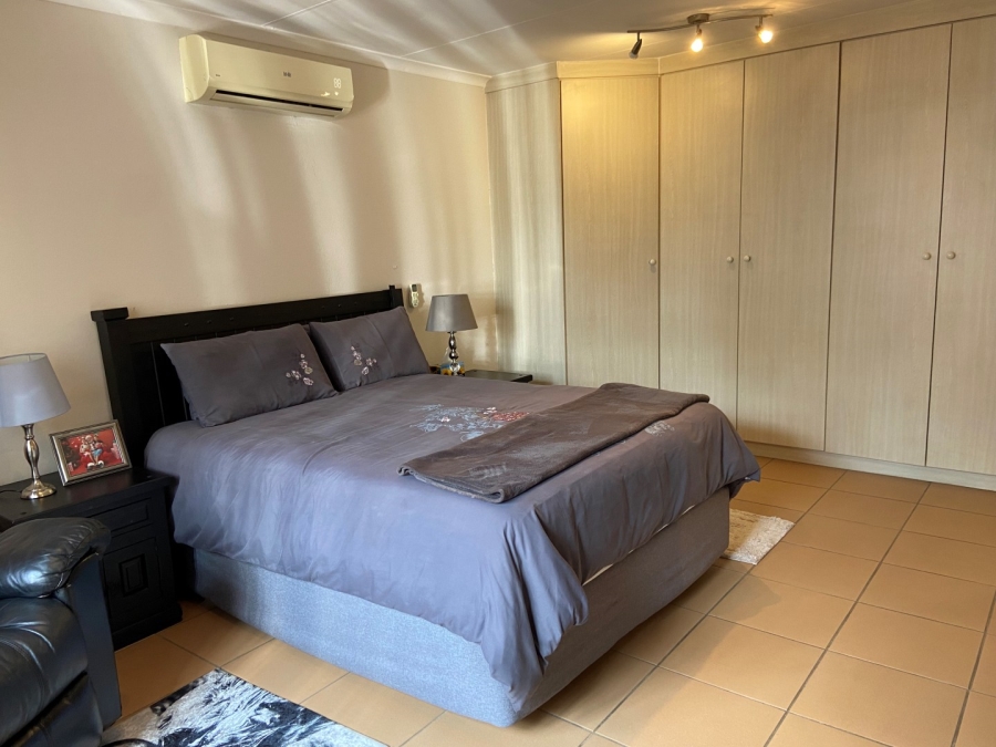 To Let 4 Bedroom Property for Rent in Northcliff Gauteng