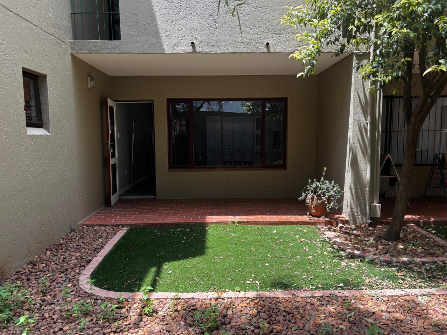 1 Bedroom Property for Sale in Morningside Gauteng