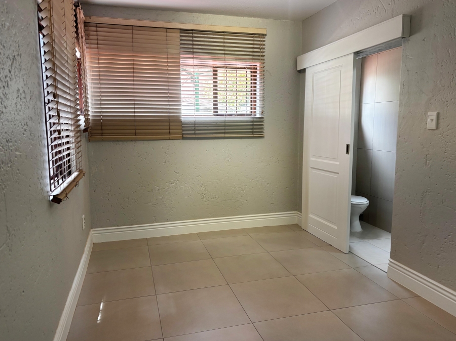 1 Bedroom Property for Sale in Morningside Gauteng
