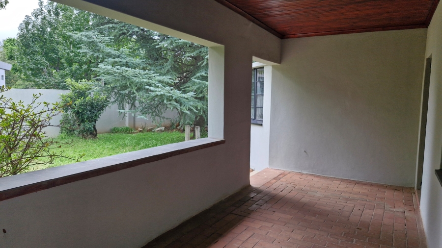 3 Bedroom Property for Sale in Greenside Gauteng
