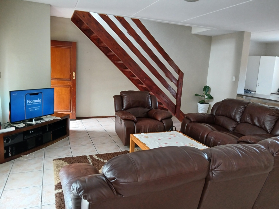 To Let 3 Bedroom Property for Rent in Sundowner Gauteng