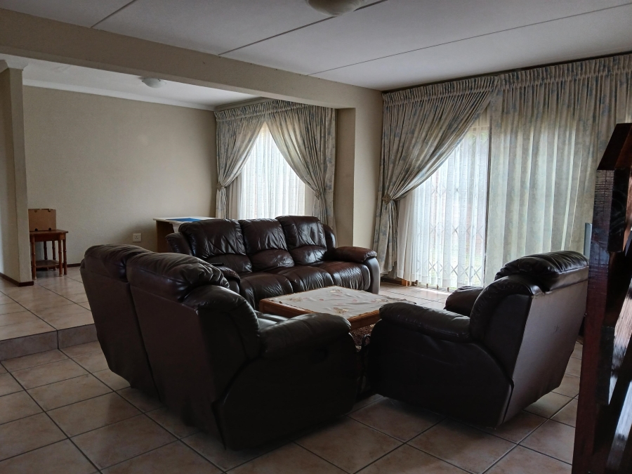 To Let 3 Bedroom Property for Rent in Sundowner Gauteng
