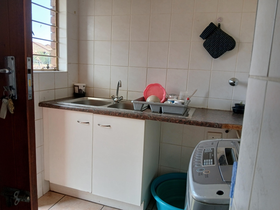To Let 3 Bedroom Property for Rent in Sundowner Gauteng