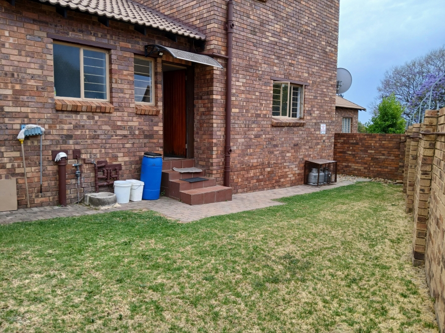 To Let 3 Bedroom Property for Rent in Sundowner Gauteng