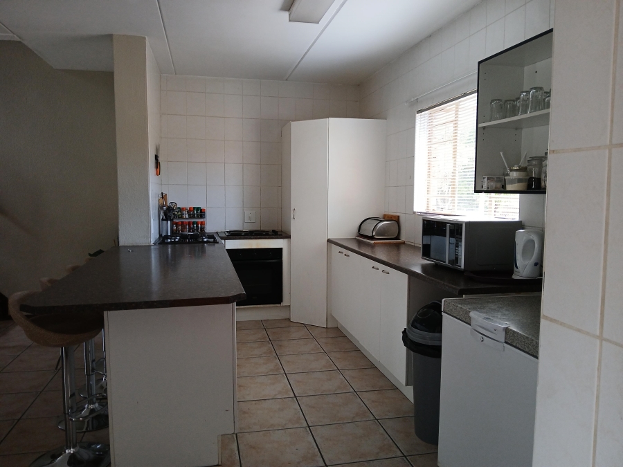 To Let 3 Bedroom Property for Rent in Sundowner Gauteng
