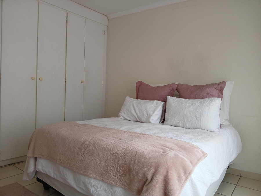 To Let 3 Bedroom Property for Rent in Sundowner Gauteng