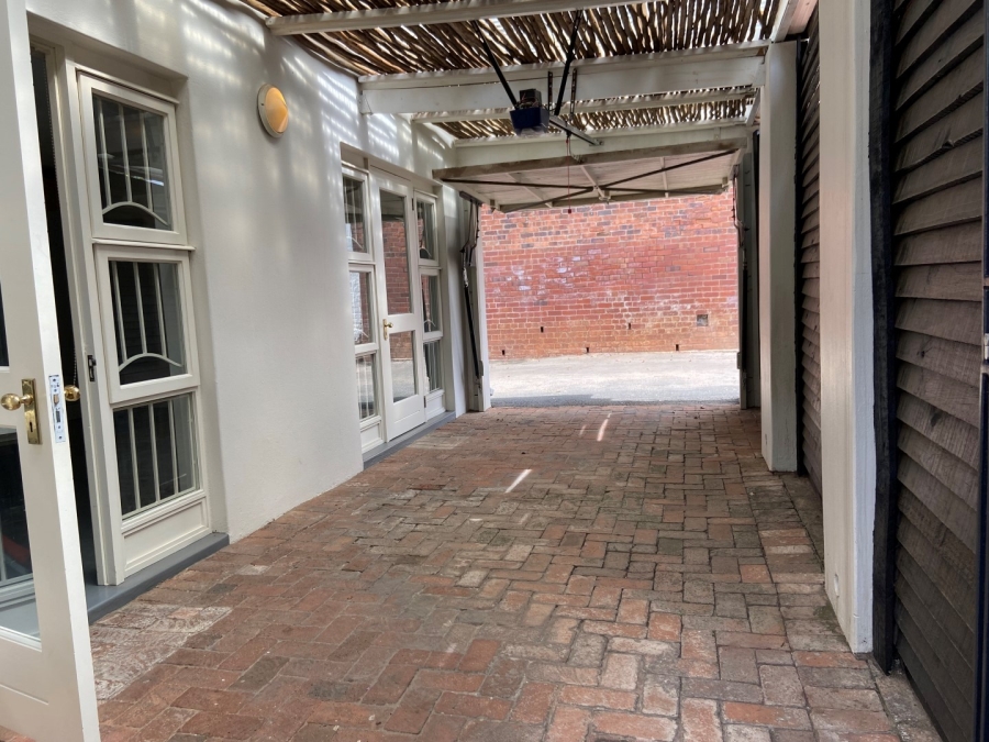 To Let 1 Bedroom Property for Rent in Parkview Gauteng