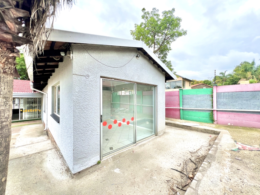 To Let 1 Bedroom Property for Rent in Vorna Valley Gauteng