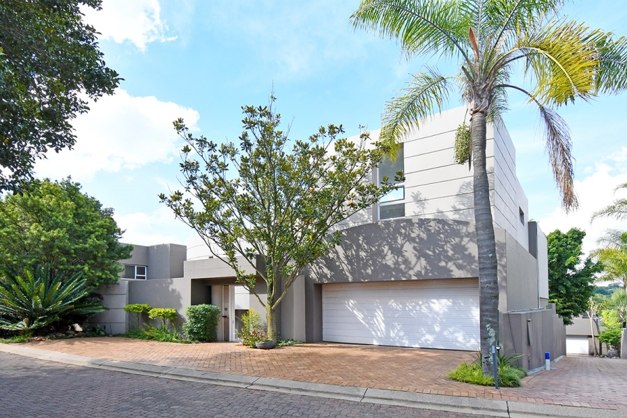 5 Bedroom Property for Sale in Hurlingham Gauteng