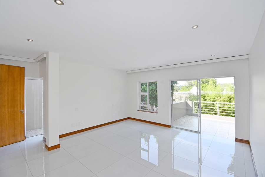 5 Bedroom Property for Sale in Hurlingham Gauteng