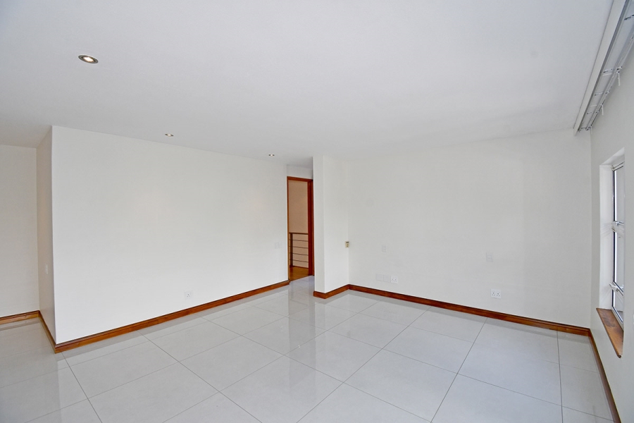 5 Bedroom Property for Sale in Hurlingham Gauteng